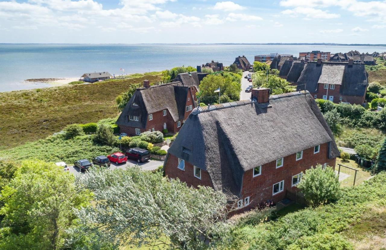 Jan's Hues Holiday home List